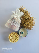 Load image into Gallery viewer, Floral Bliss Gift Set